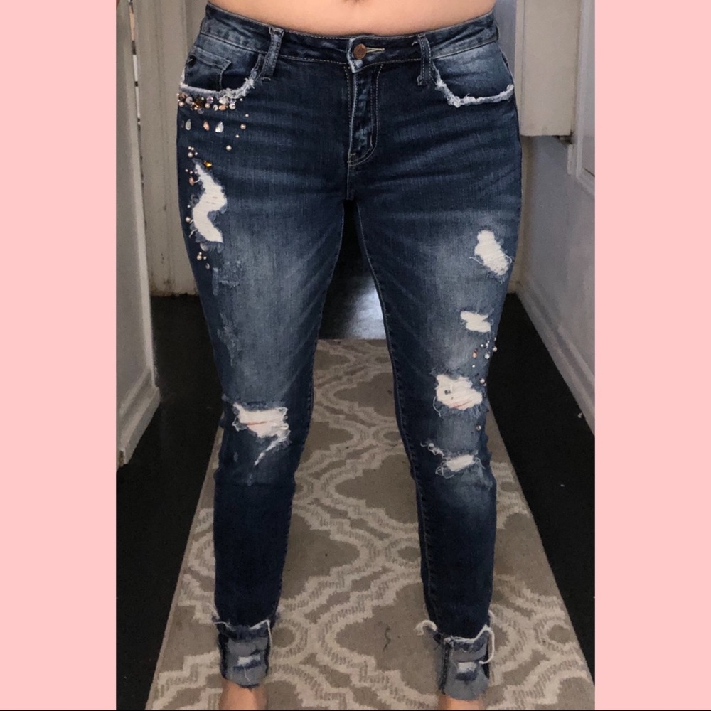 KanCan Jeweled!!! Rare! Distressed skinnies! 26!